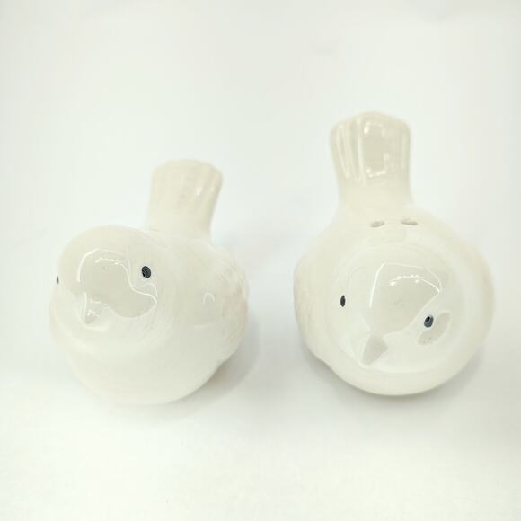 Pier 1 Imports Ceramic White Bird Salt & Pepper Shakers w Stoppers - Picture 2 of 6